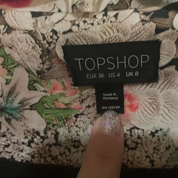 Topshop ✨$9 when bundled✨ Floral Blazer 🌸 - Picture 4 of 8